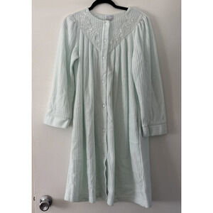 Heavenly Bodies Miss Elaine Snap Midi Robe M Green Floral Embroidery Satin Trim